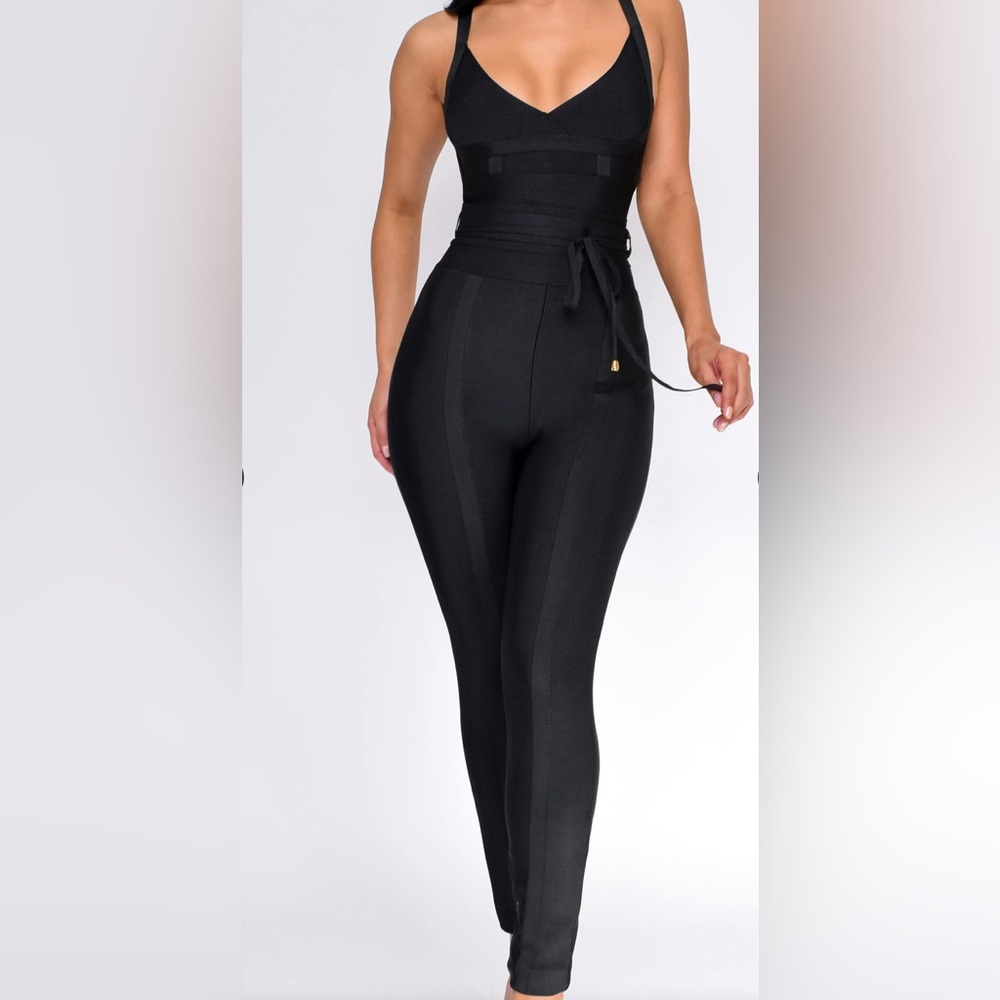 Emprada Elmirah Black Waist Cinching Bandage Jumpsuit
Size Small